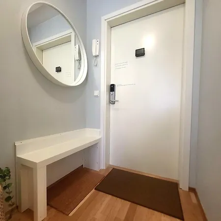 Moon Near The Centre ! Free Parking Available ! Διαμέρισμα